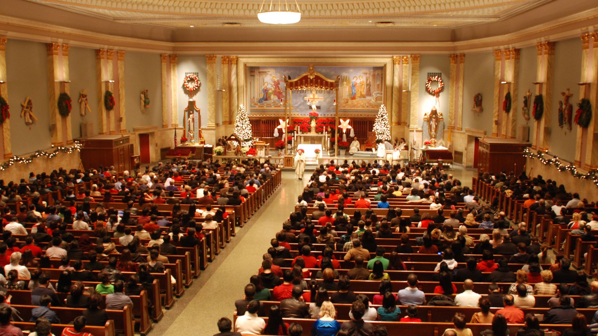 File:Complete-church-midnight-mass (3135957575).jpg