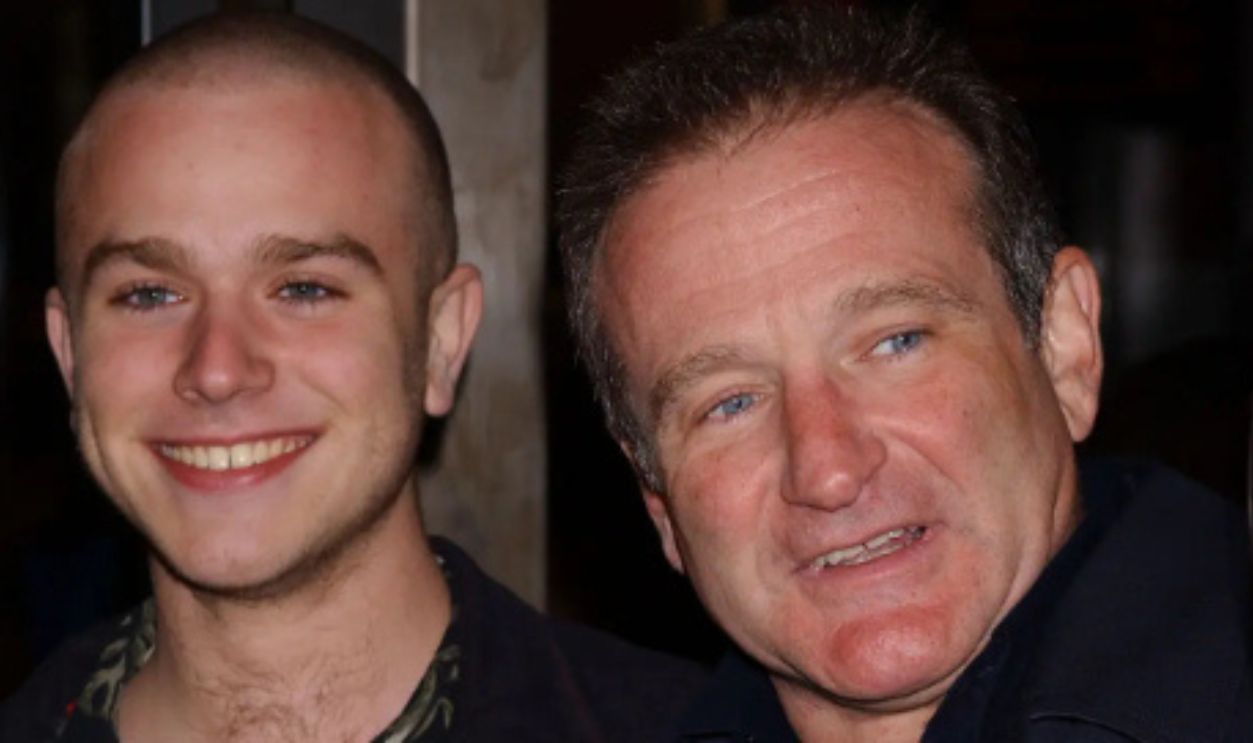 2287019 - Death To Smoochy Premiere