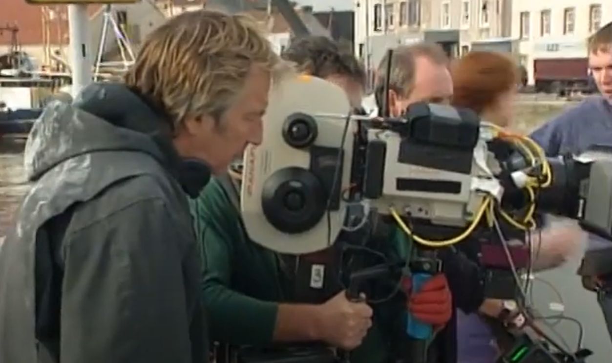  Alan Rickman  on set directing