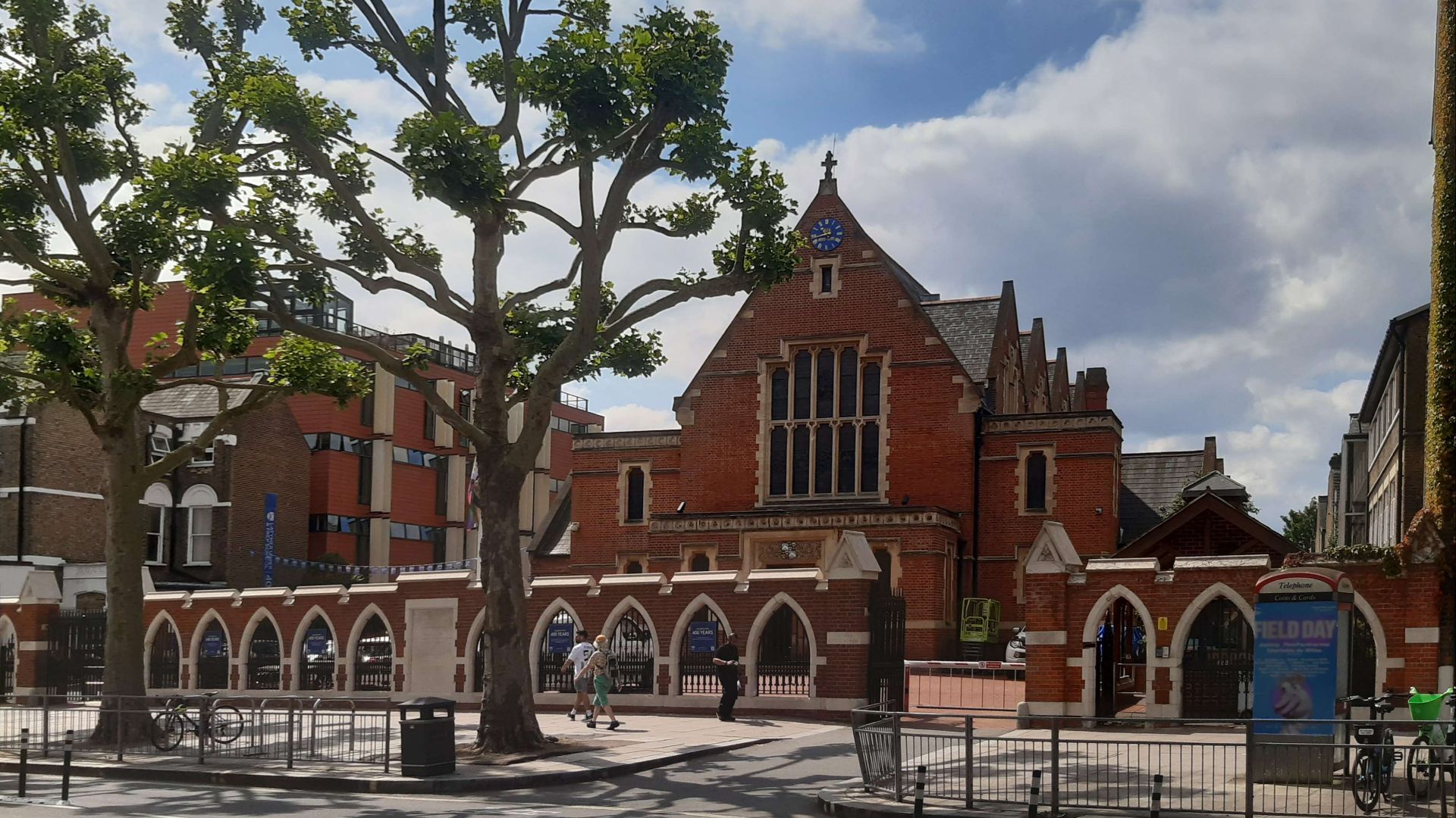 File:Latymer Upper School from King Street.jpg