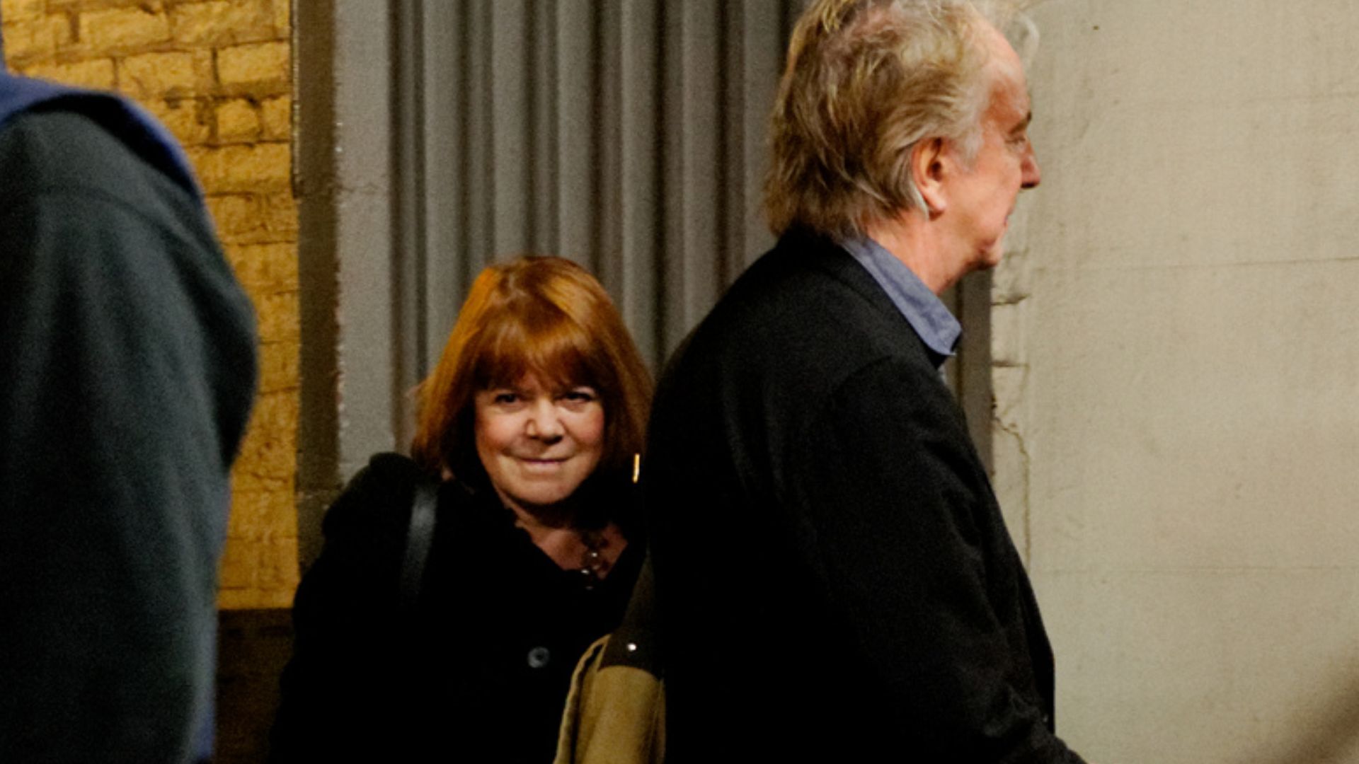 File:Seminar stage door 9 November 2011 n10.jpg