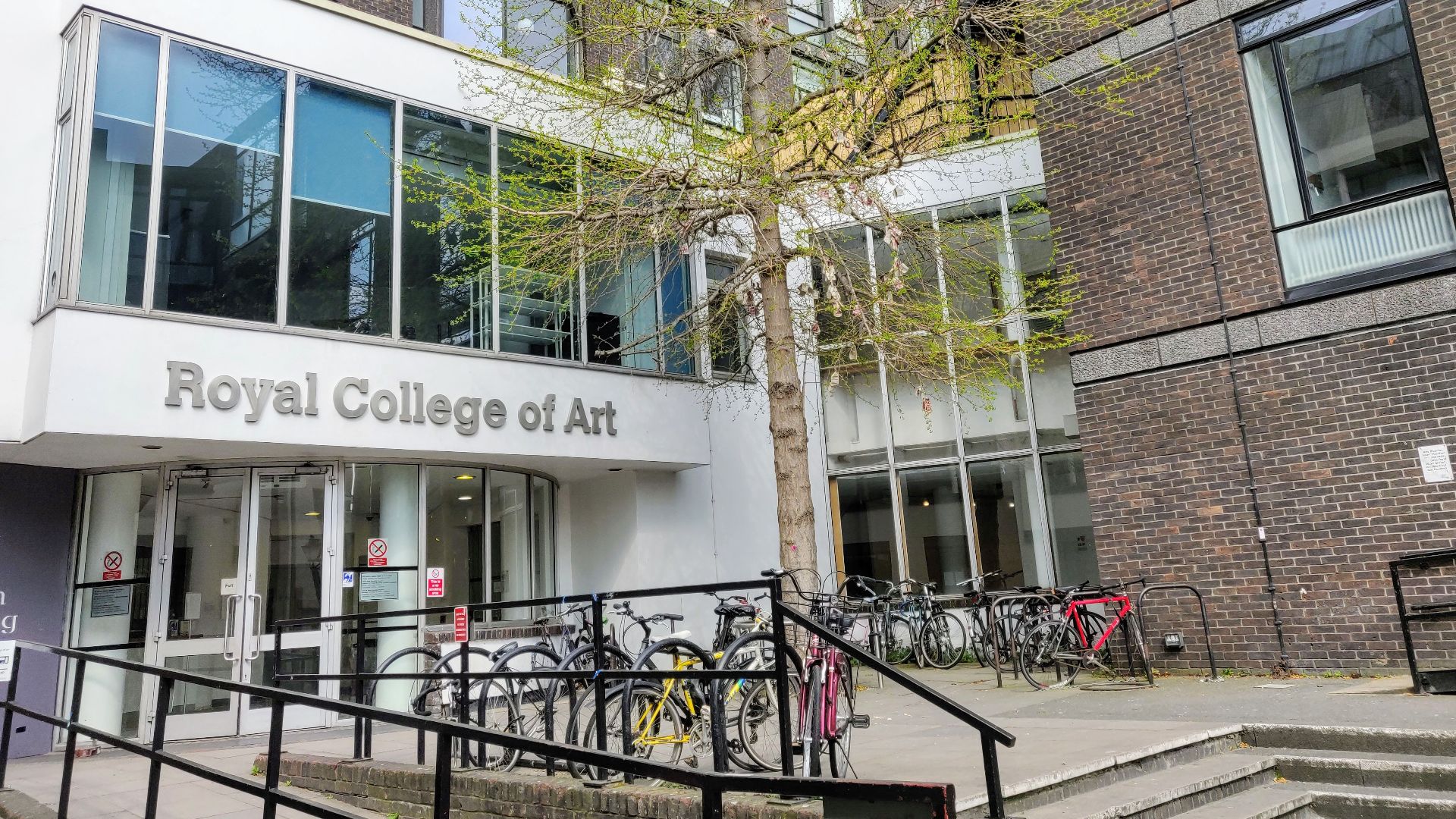 File:Darwin Building Entrance, Royal College of Art, Jay Mews.jpg