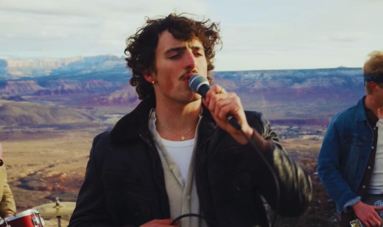 "Beautiful Things" (Benson Boone)