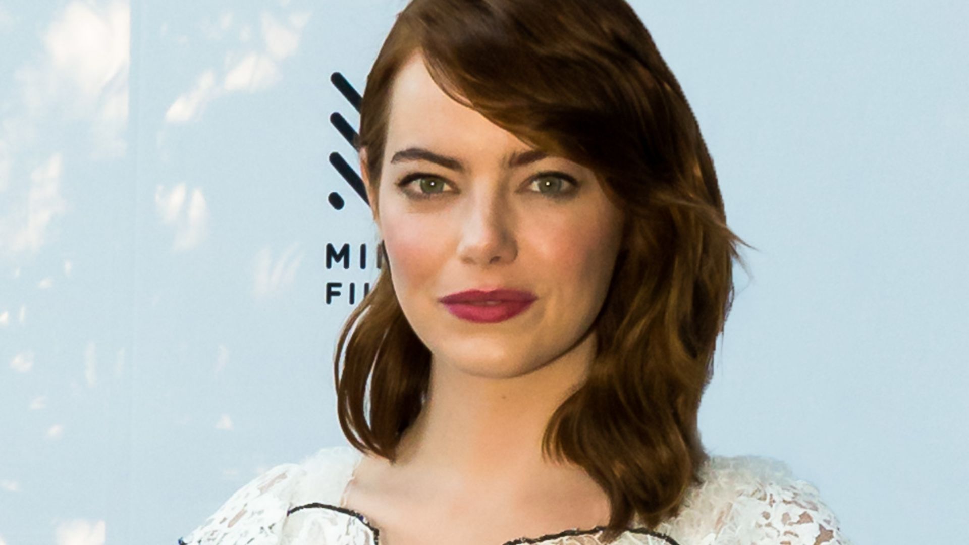 File:Emma Stone at the 39th Mill Valley Film Festival.jpg