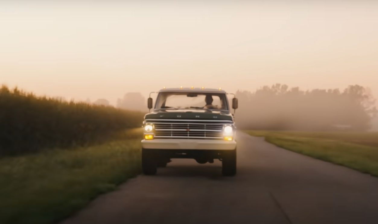 Ford F-250 Heritage (Two-Tone Green And White)