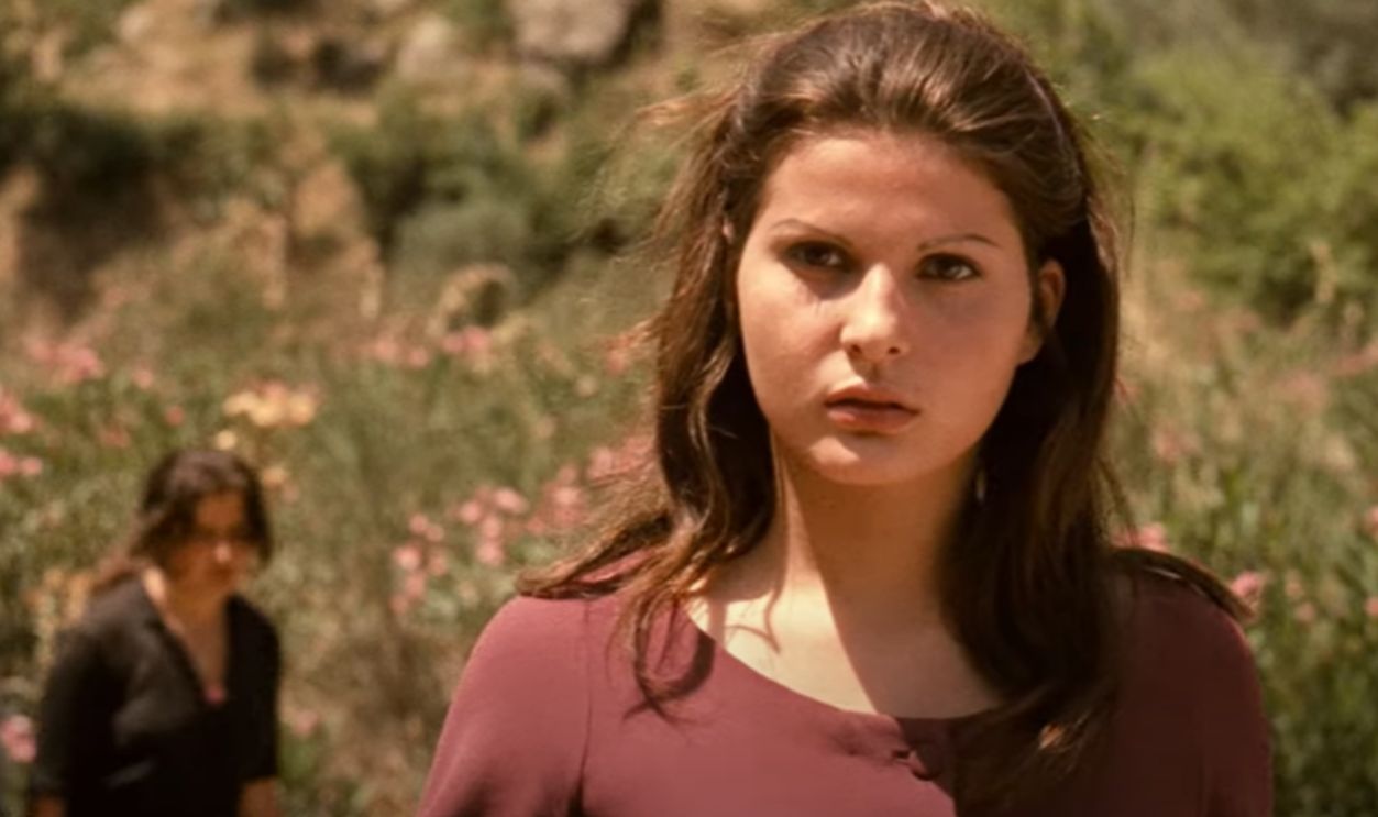 Apollonia’s English Level And Education Are Never Addressed