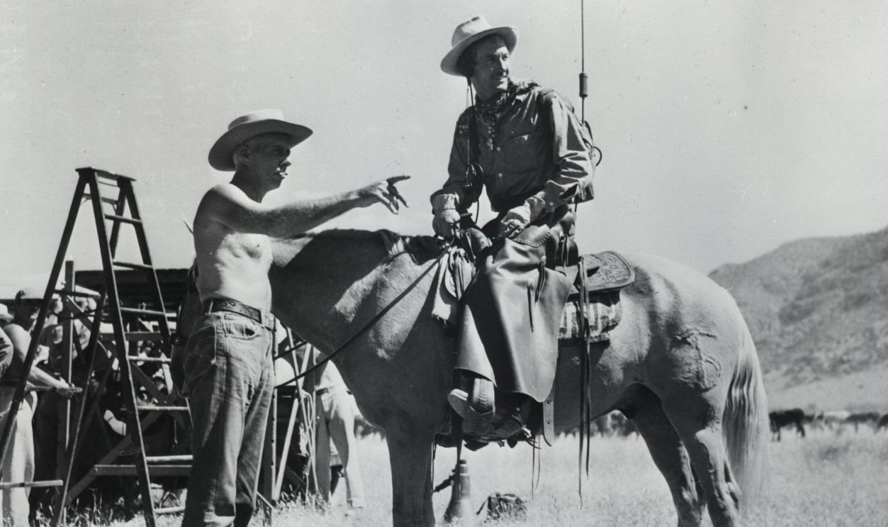 Cowboys Use Walkie-Talkies