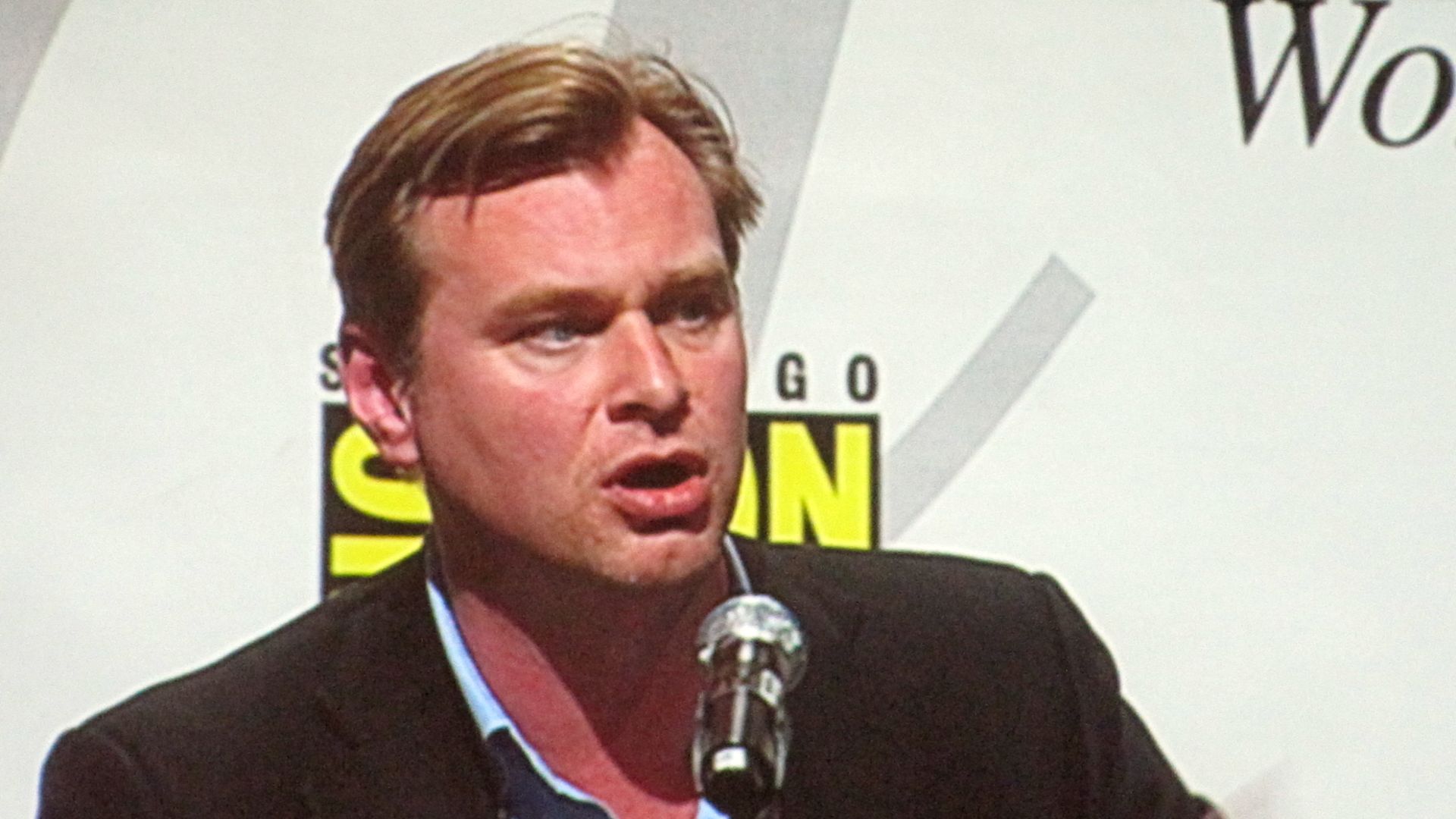 File:Christopher Nolan at WonderCon 2010 3.JPG