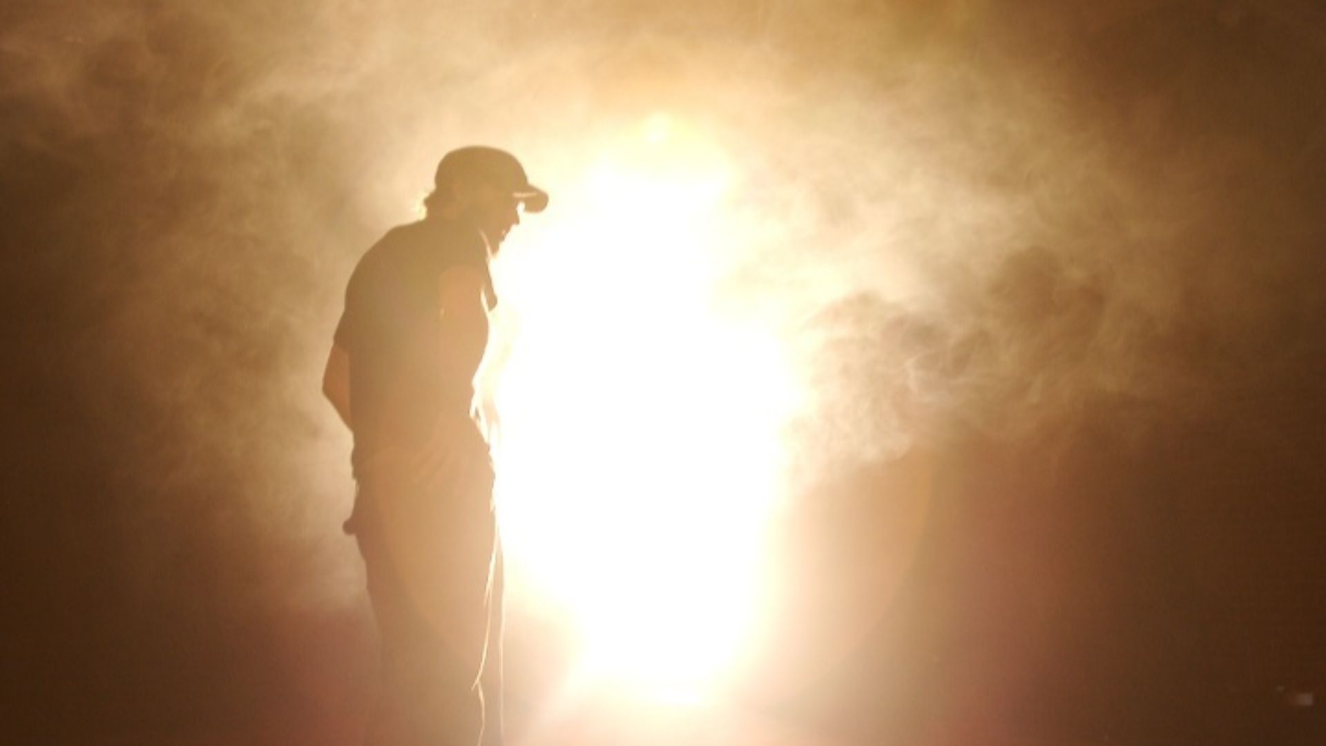 File:Heath on set.jpg