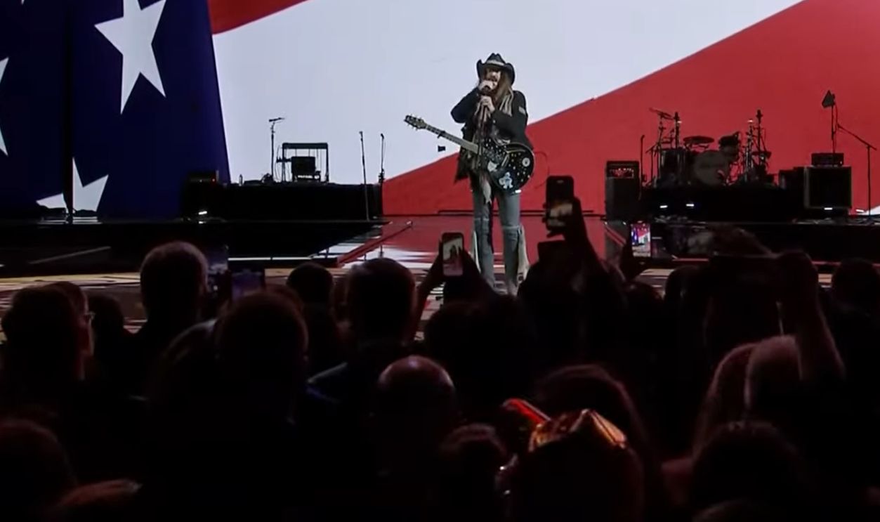 Billy Ray Cyrus, Liberty Ball 