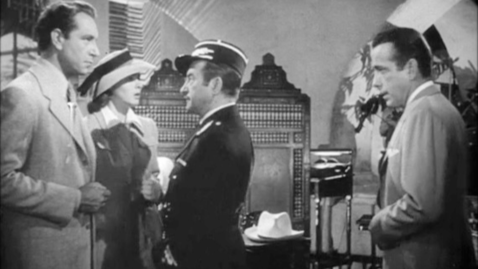 File:Principal Cast in Casablanca Trailer crop.jpg