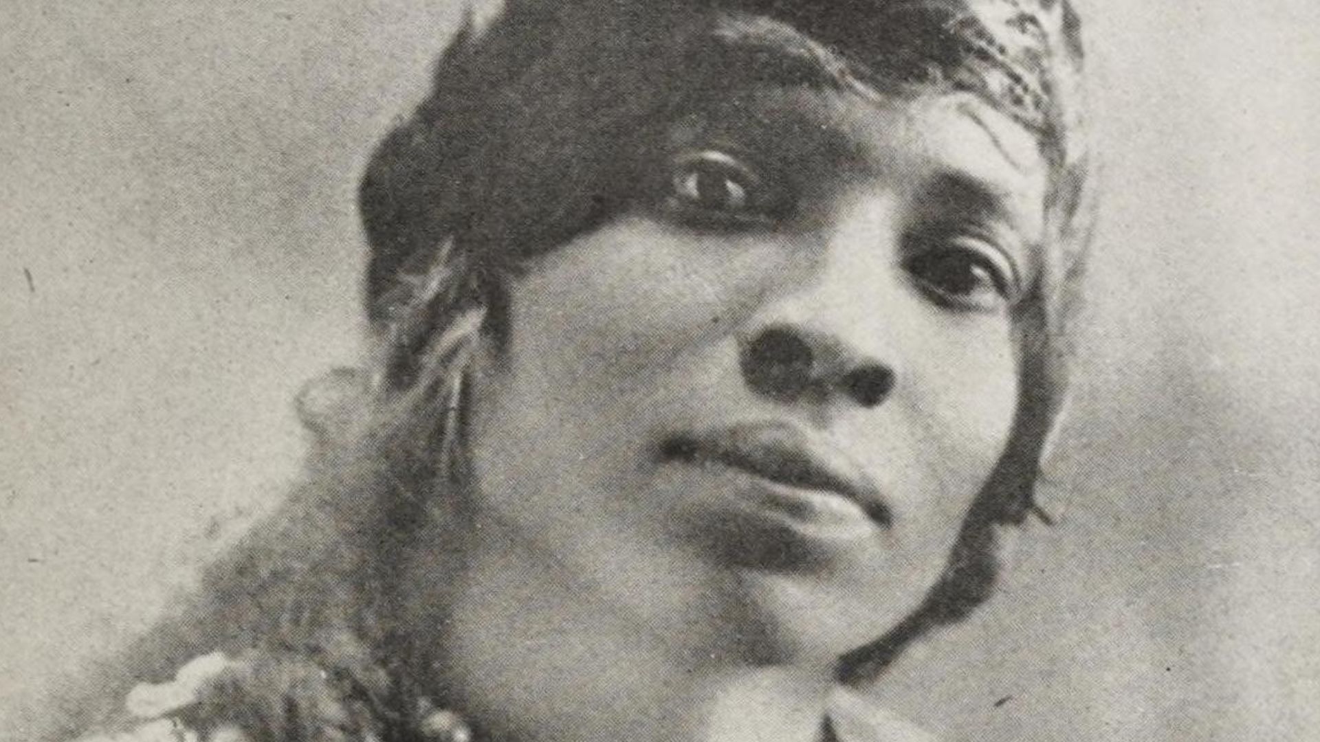 File:Madame Sul-Te-Wan - Negro Trail Blazers of California.jpg