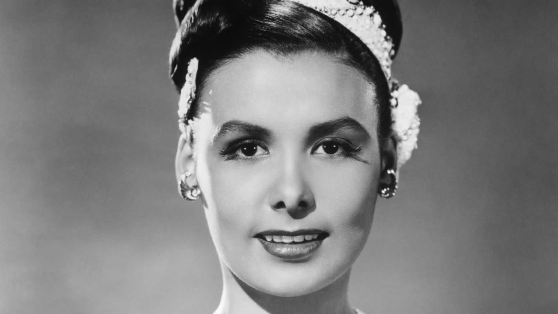 File:Lena Horne, 1946.jpg