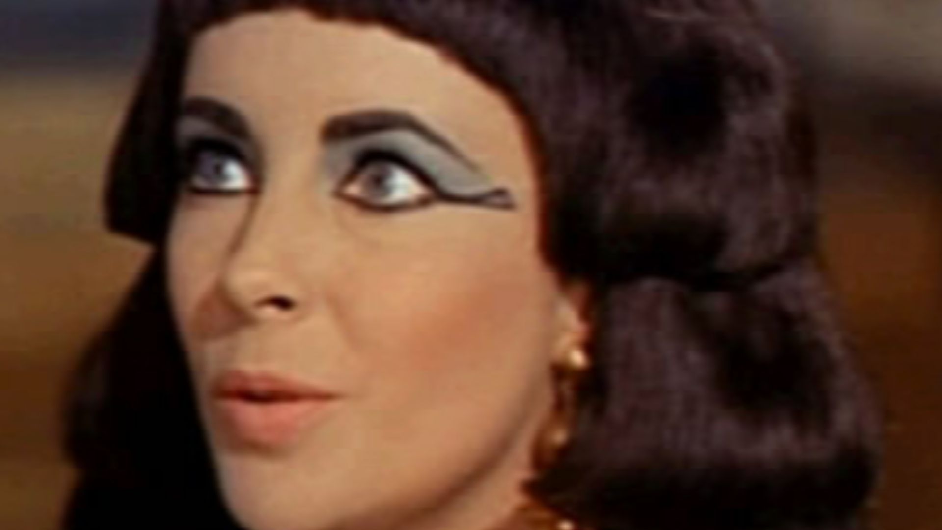 File:1963 Cleopatra trailer screenshot (35) (cropped to Taylor).jpg