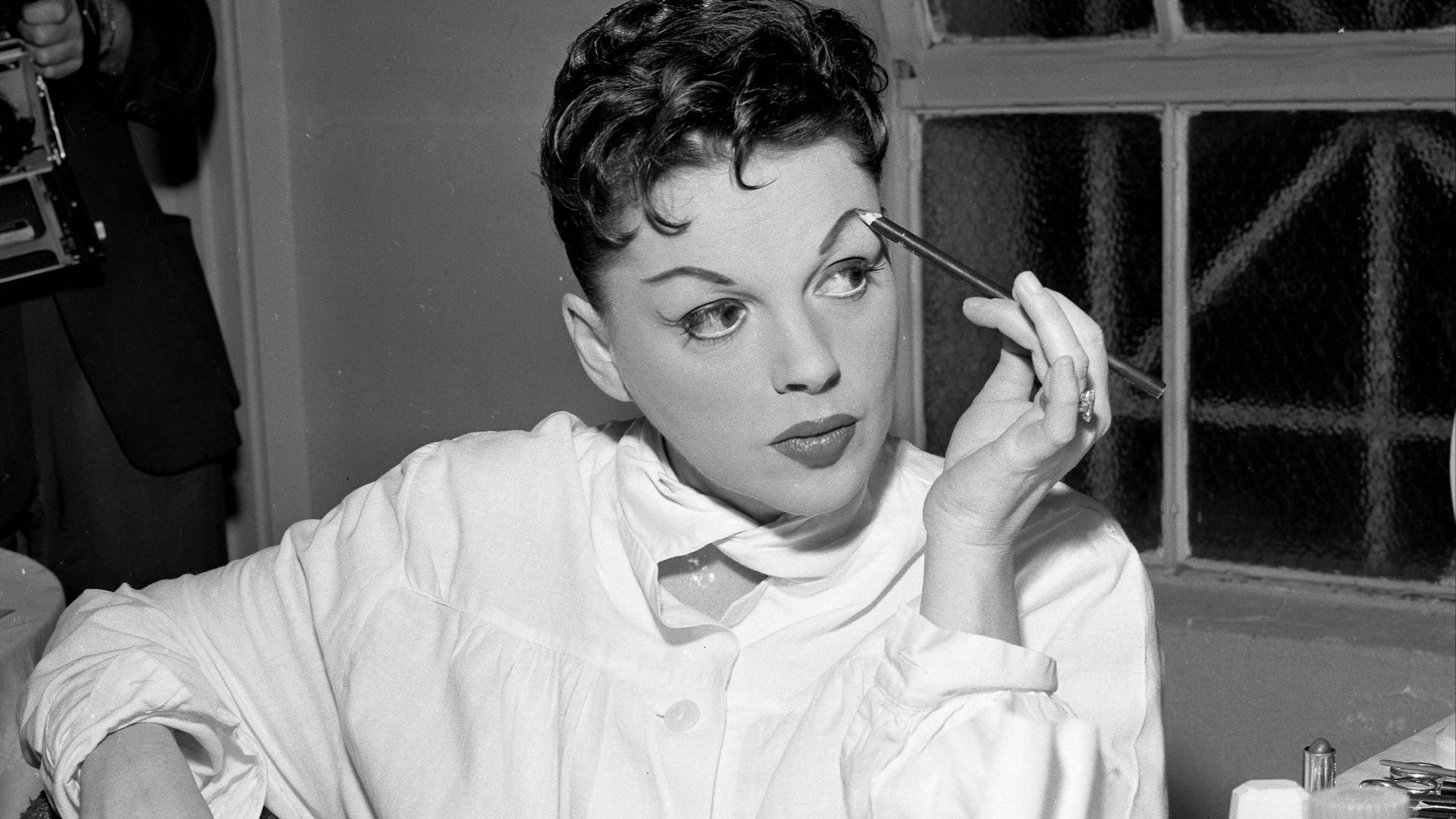 File:Judy Garland at Greek Theater.jpg