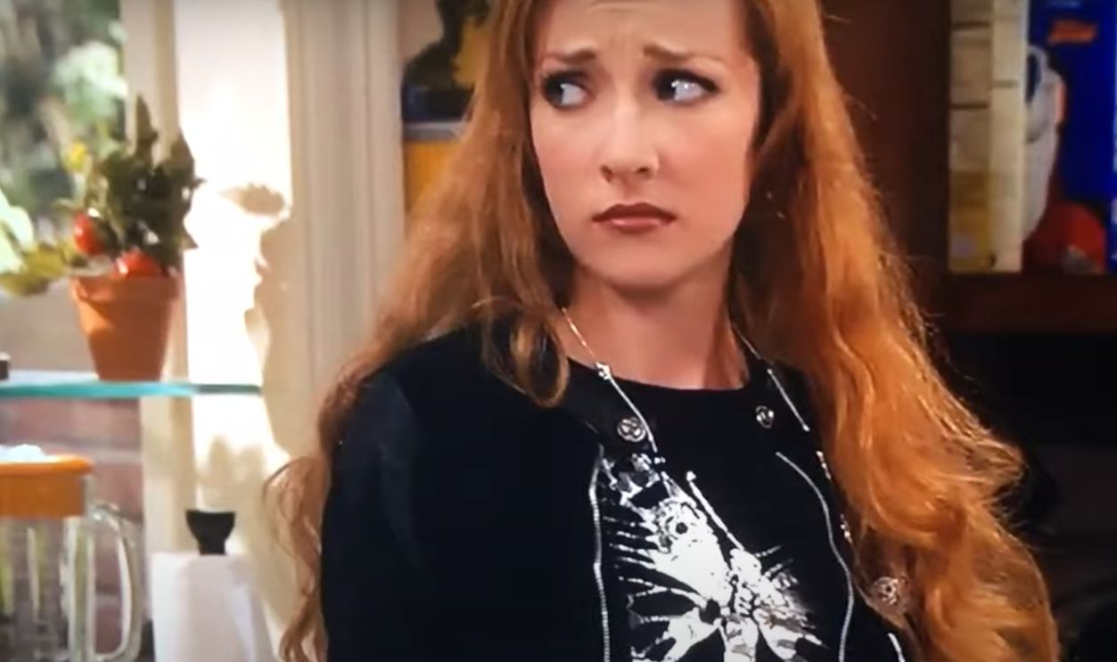 Scarlett Pomers–Reba