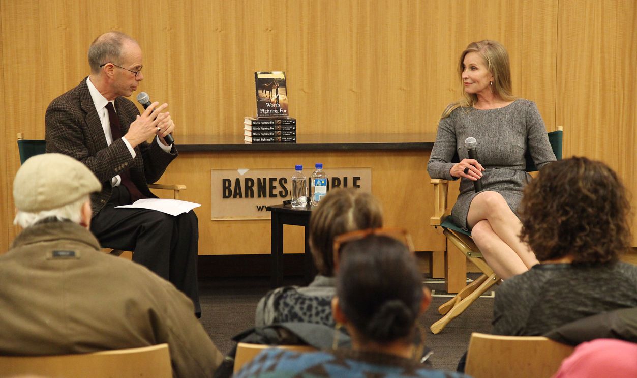 Lisa Niemi Swayze promotes her new book