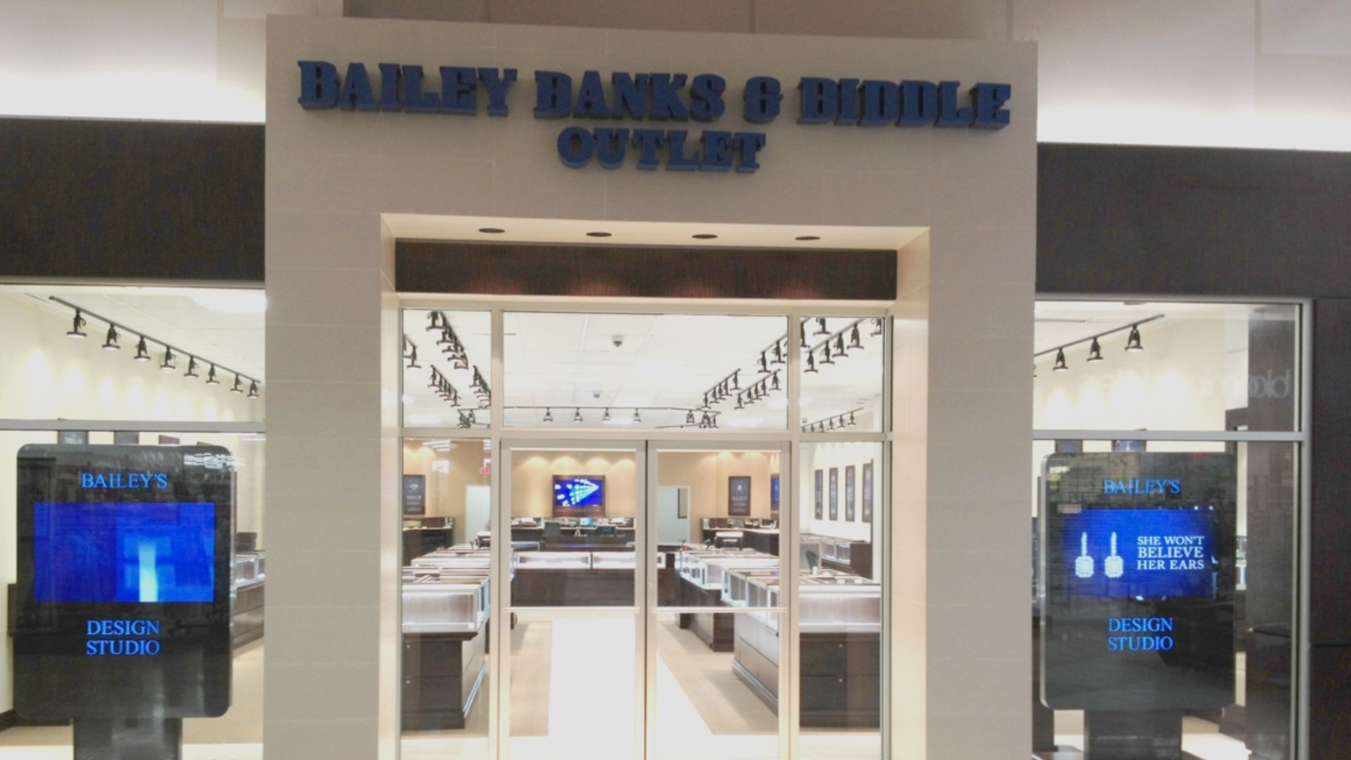 File:Potomac Mills.JPG