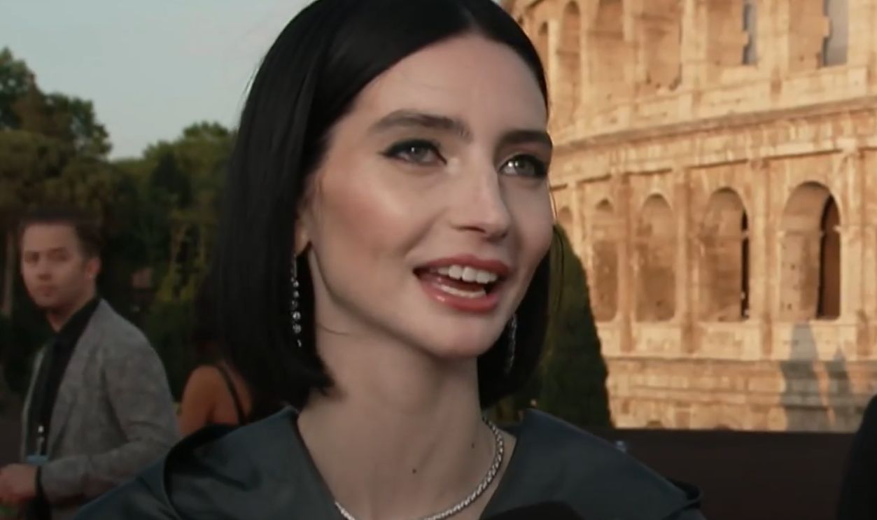 Meadow Walker Carries The Torch