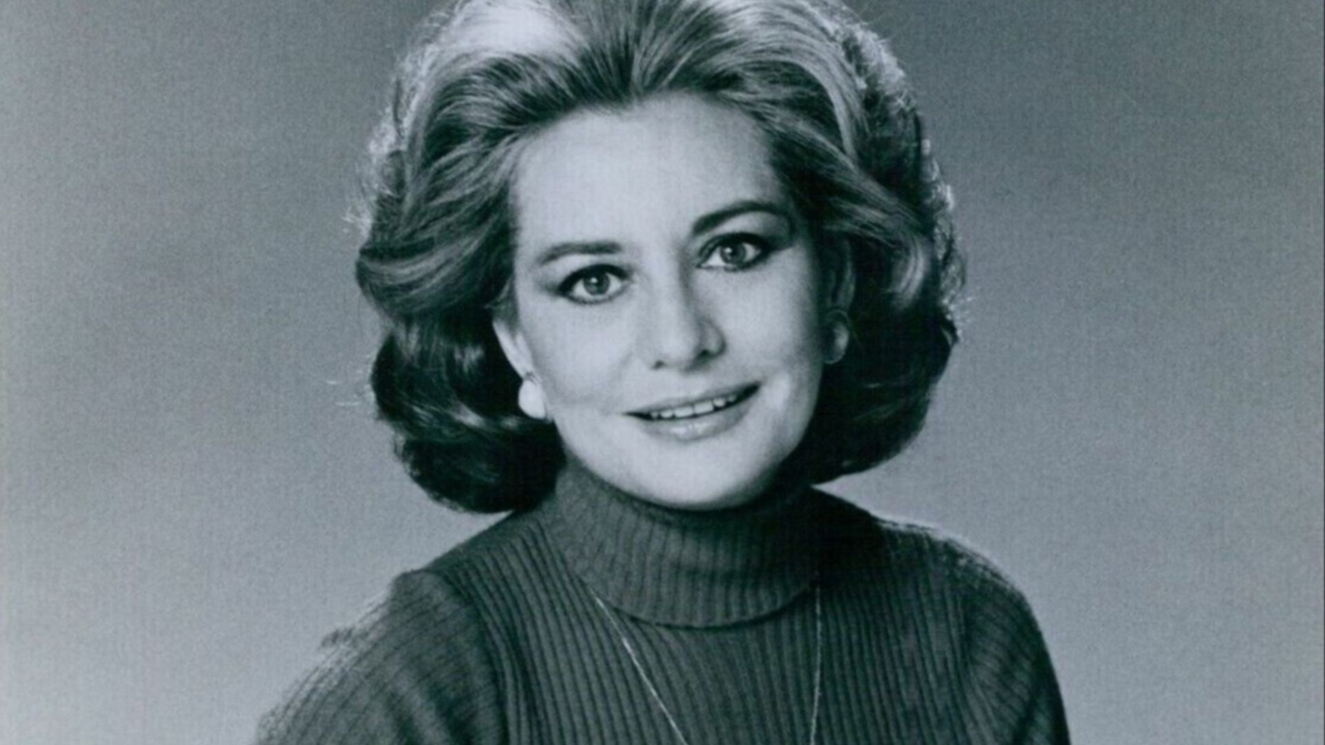 File:Barbara Walters (1976 ABC press photo).jpg