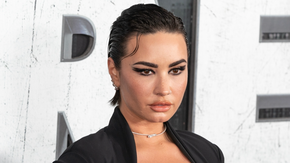 Demi Lovato attends the world premiere of 