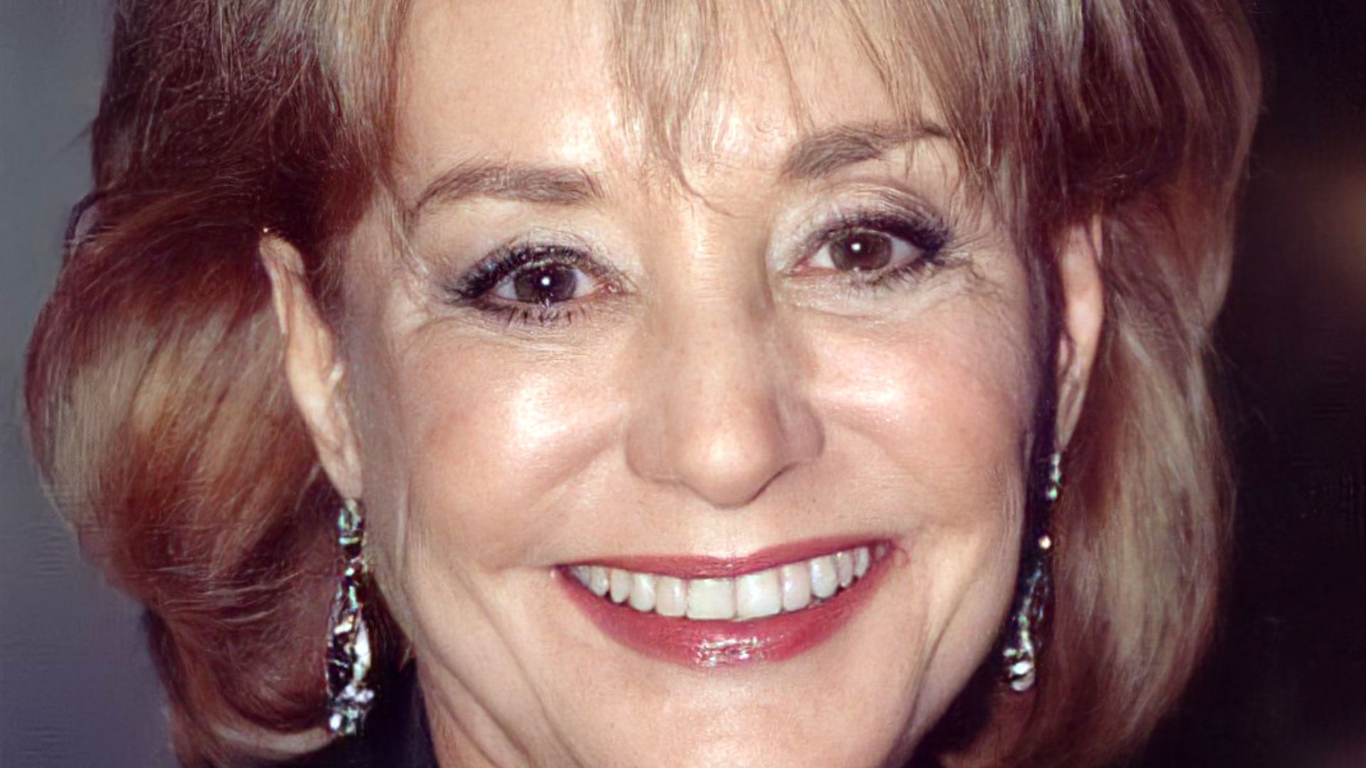 File:Barbara Walters 2004.jpg