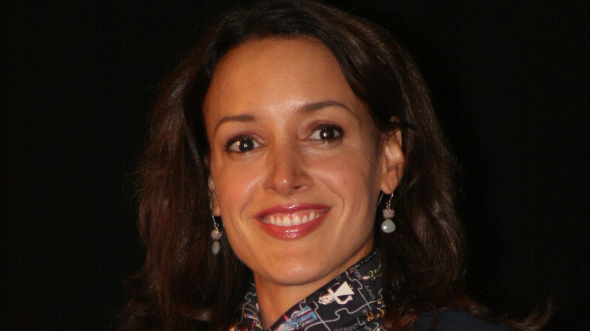 File:Jennifer Beals at L5.jpg