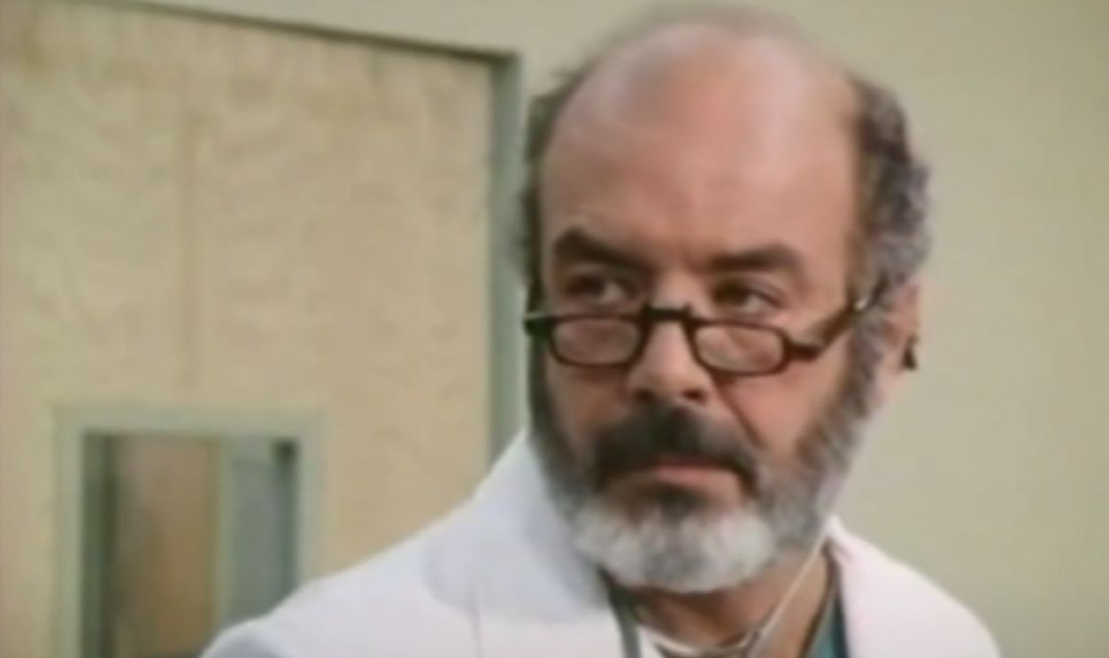 Trapper John, M D (MASH)