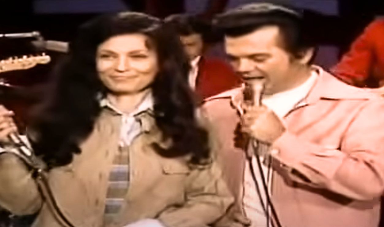 Loretta Lynn & Conway Twitty “Louisiana Woman, Mississippi Man”
