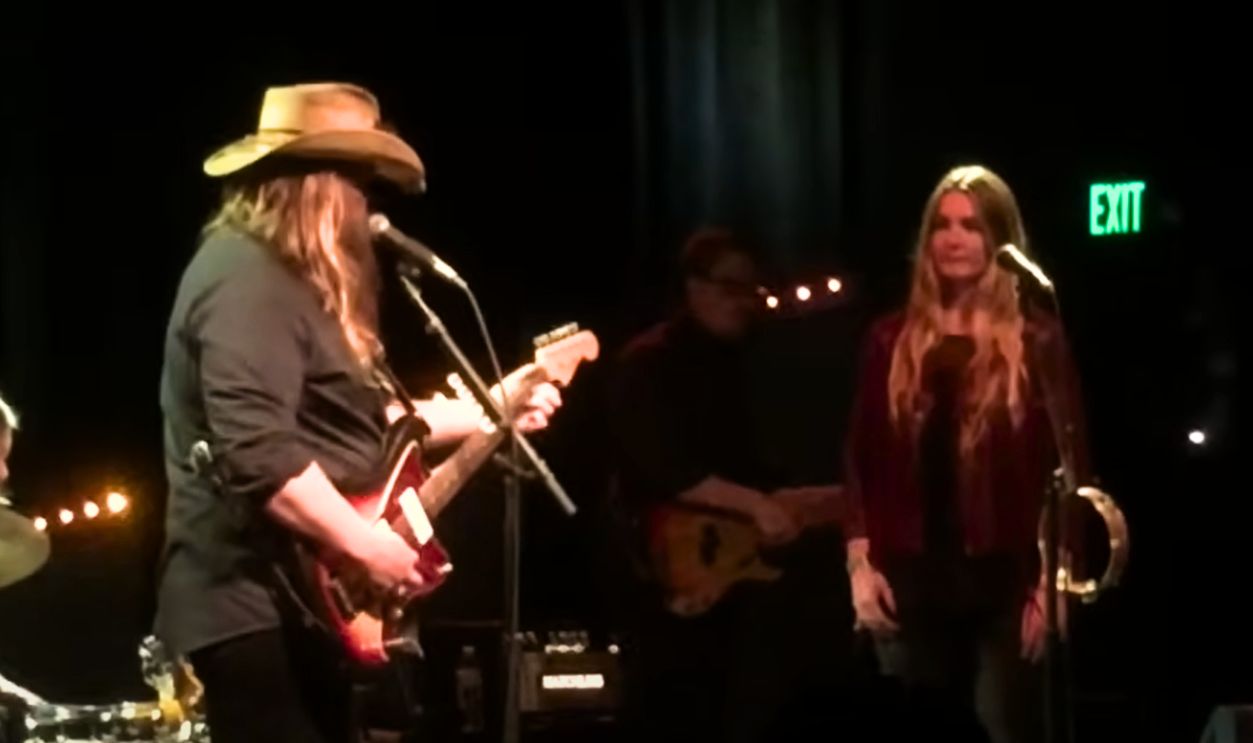 Chris Stapleton & Morgane Stapleton “You Are My Sunshine”