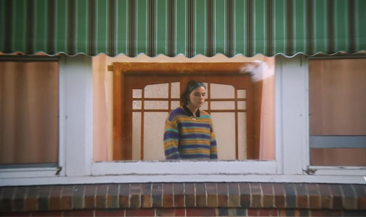 "Supalonely" Beabadoobee ft. Gus Dapperton