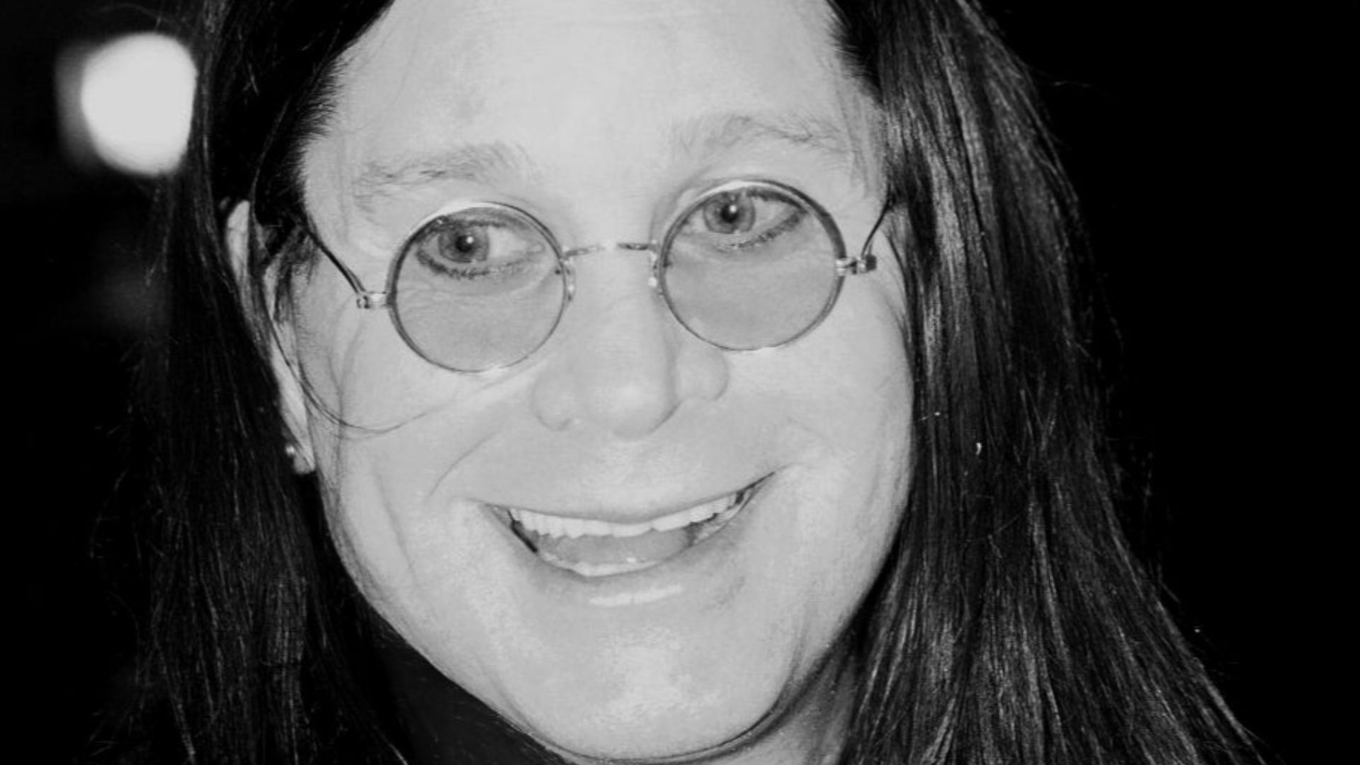 File:Ozzy Osbourne 2000.jpg