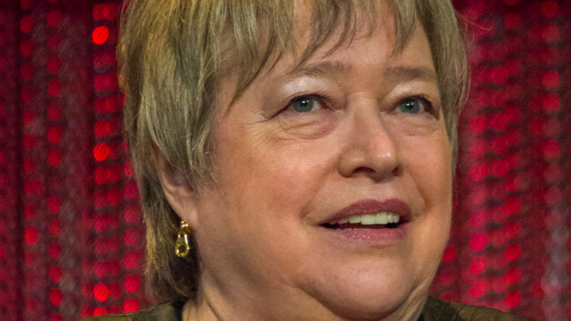 File:Kathy Bates at PaleyFest 2014 - 13491414615.jpg