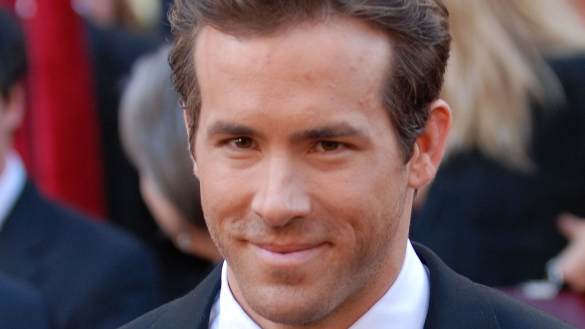 File:82nd Academy Awards, Ryan Reynolds - army mil-66450-2010-03-09-180346b.jpg