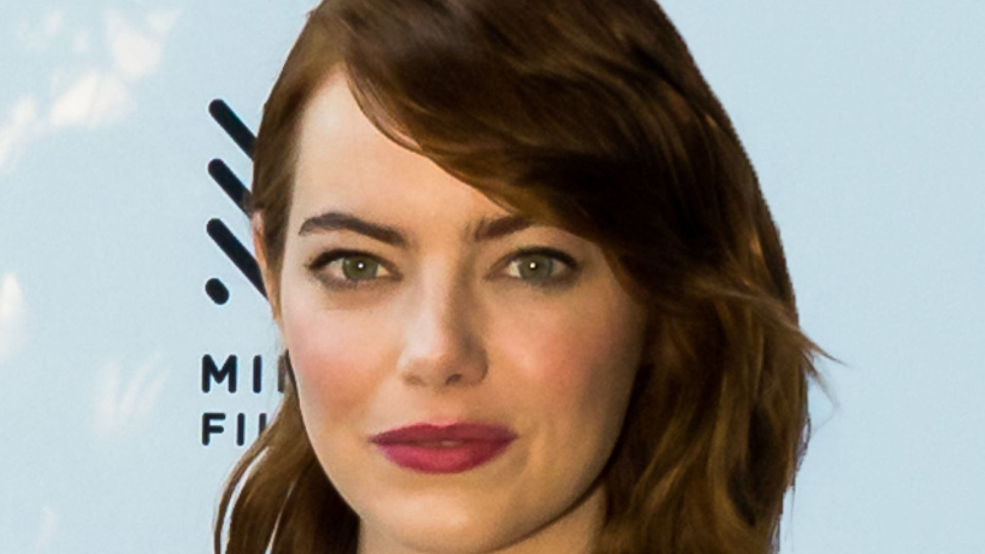 File:Emma Stone at the 39th Mill Valley Film Festival (cropped).jpg