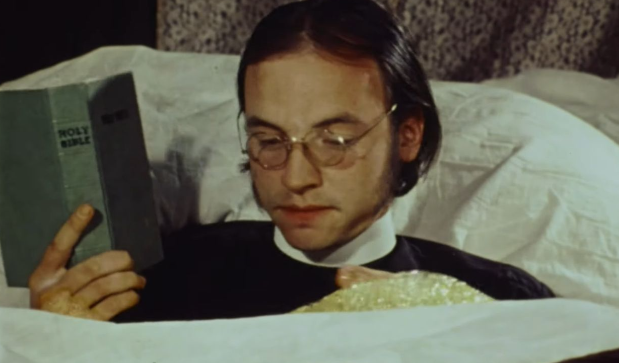 Screenshot from Death Bed: The Bed That Eats (1977)