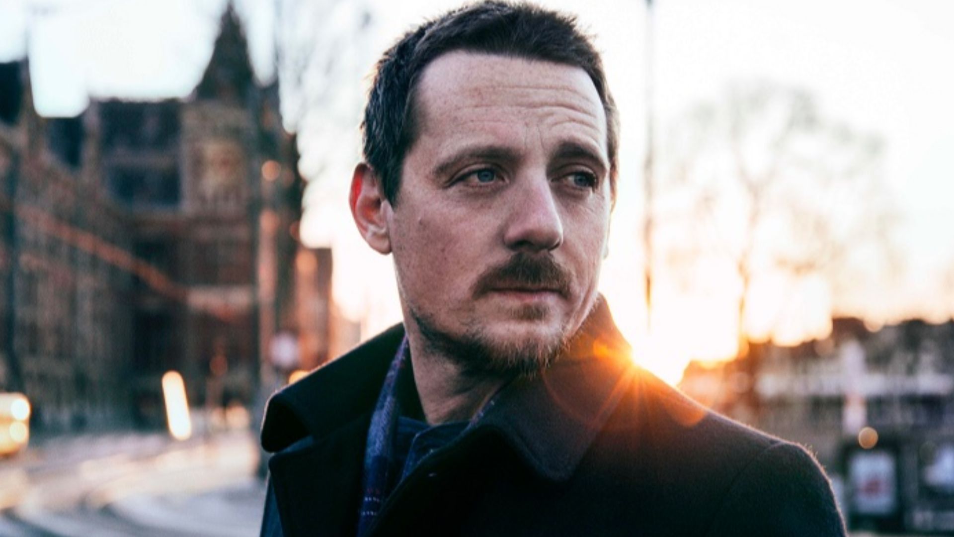 File:Sturgill Simpson photo 2016.jpg