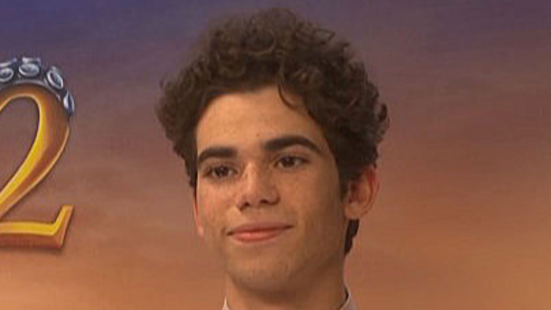 File:Dove Cameron and Cameron Boyce talking about Descendants 2.jpg