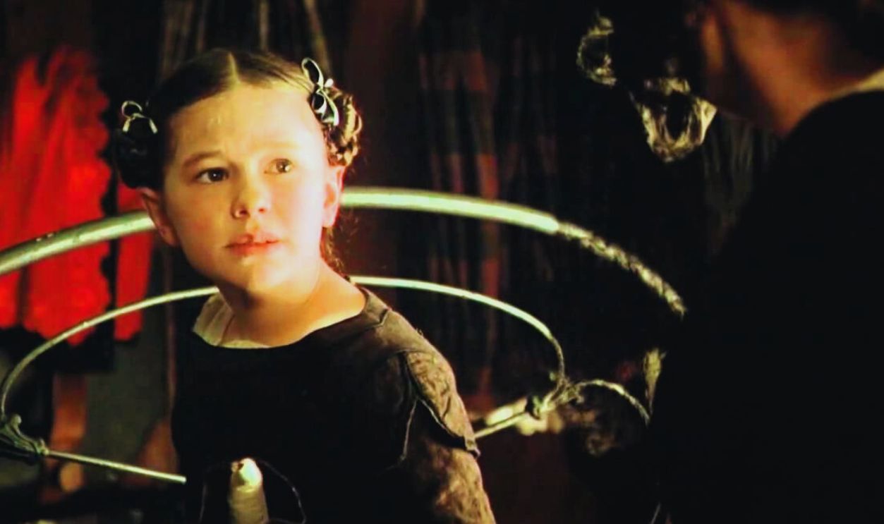 Anna Paquin – The Piano