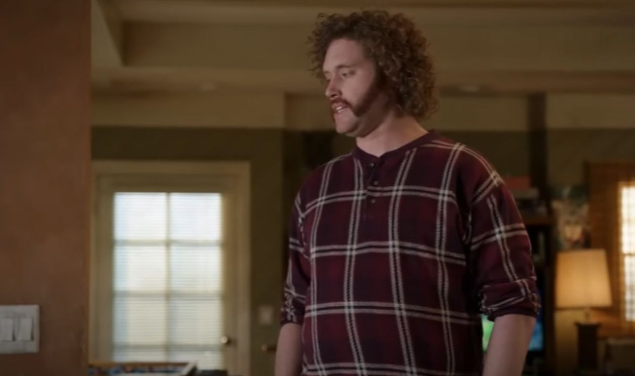 TJ Miller’s Erlich Abandoned In An Opium Den In Silicon Valley