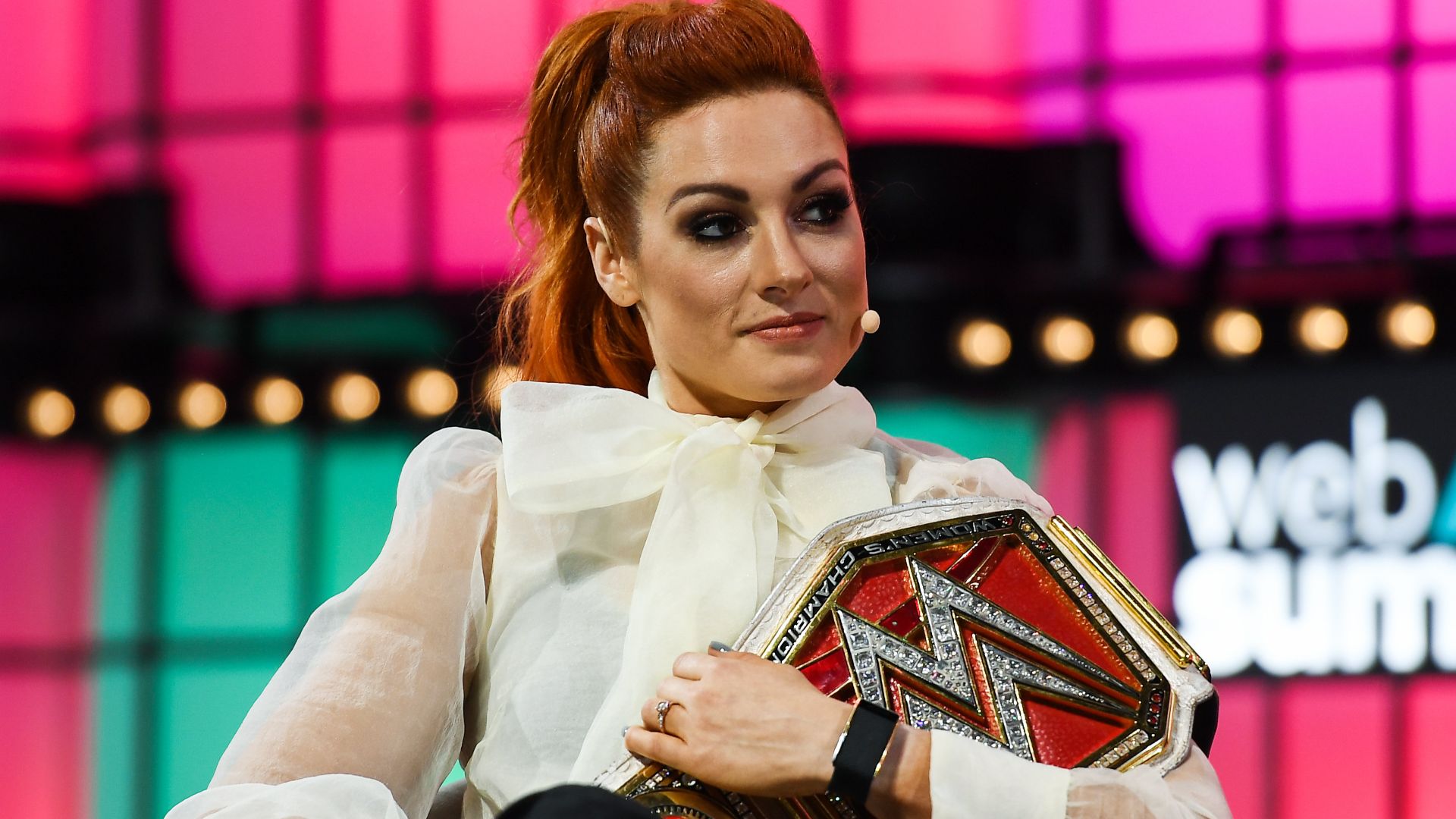 File:Becky Lynch, 7 November 2019 01.jpg