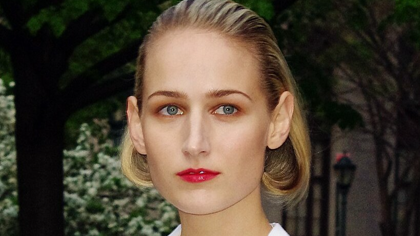 Portrait Photo of Leelee Sobieski at the Vanity Fair party 2012