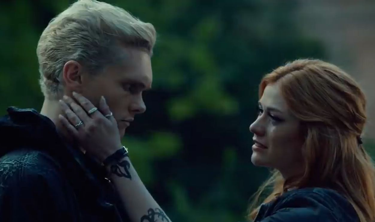 Screenshot from Shadowhunters (2016–2019)