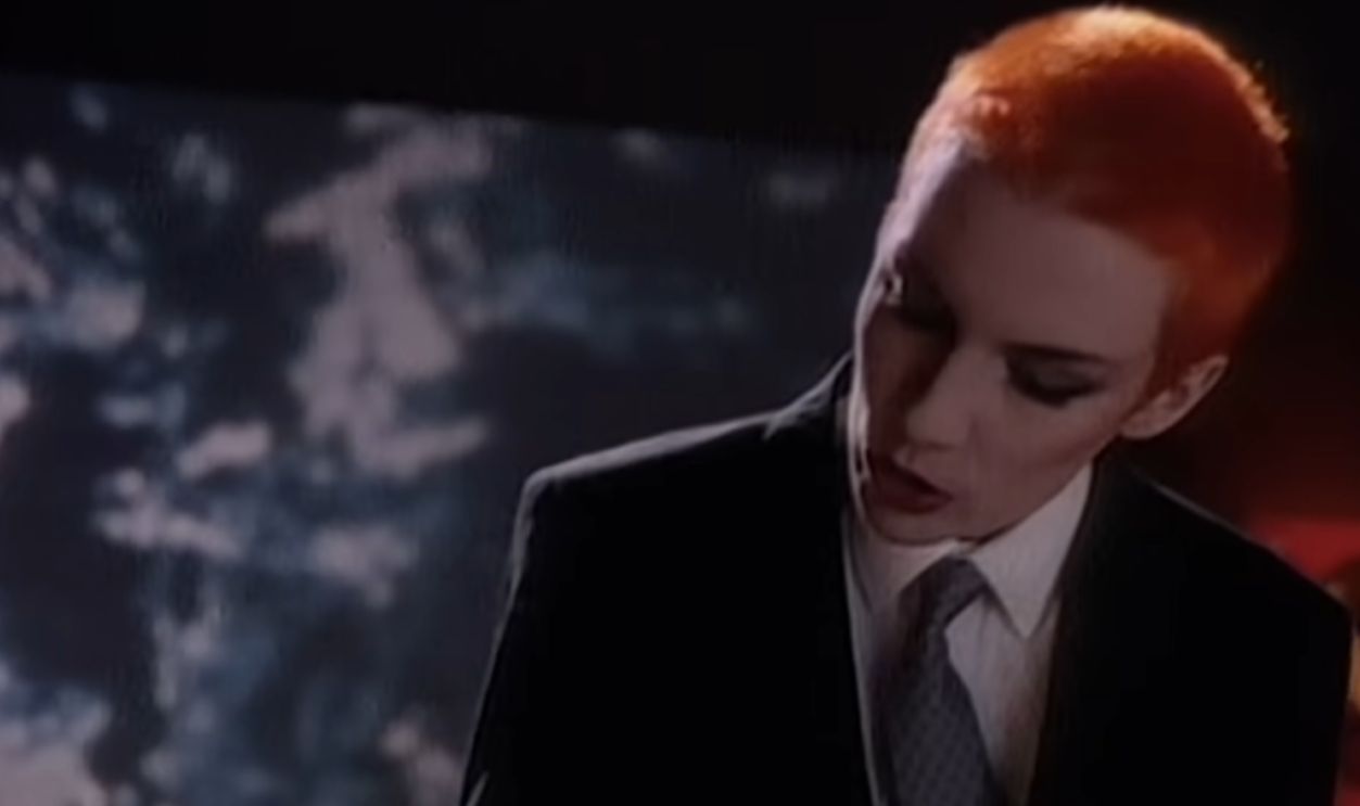 "Sweet Dreams" (Eurythmics)