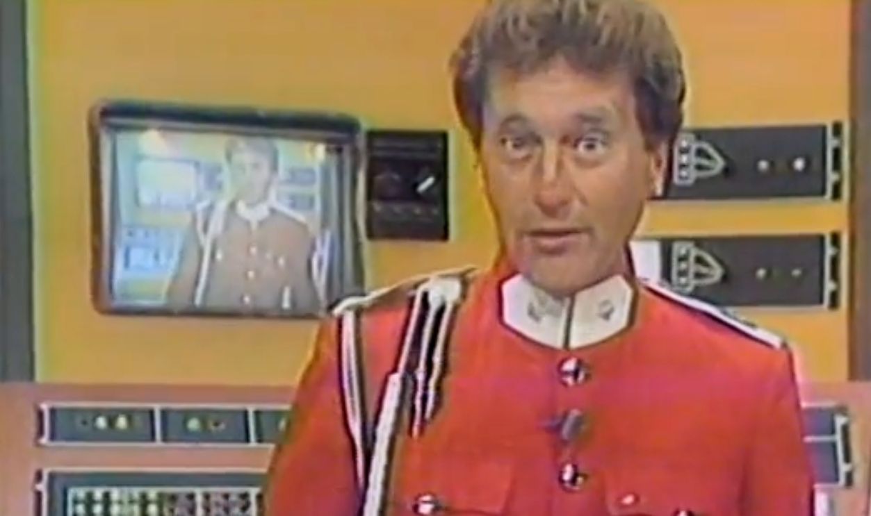 Commander Tom (Buffalo)