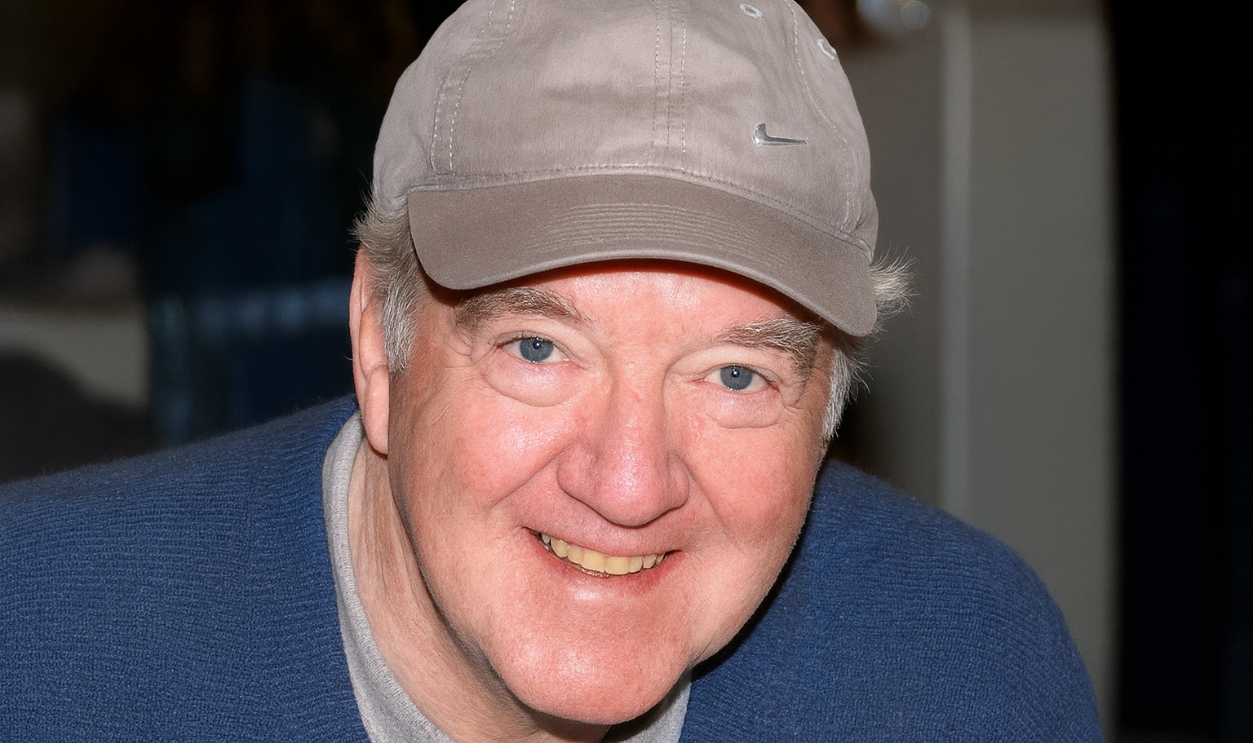 Richard Herd (General Garrity)