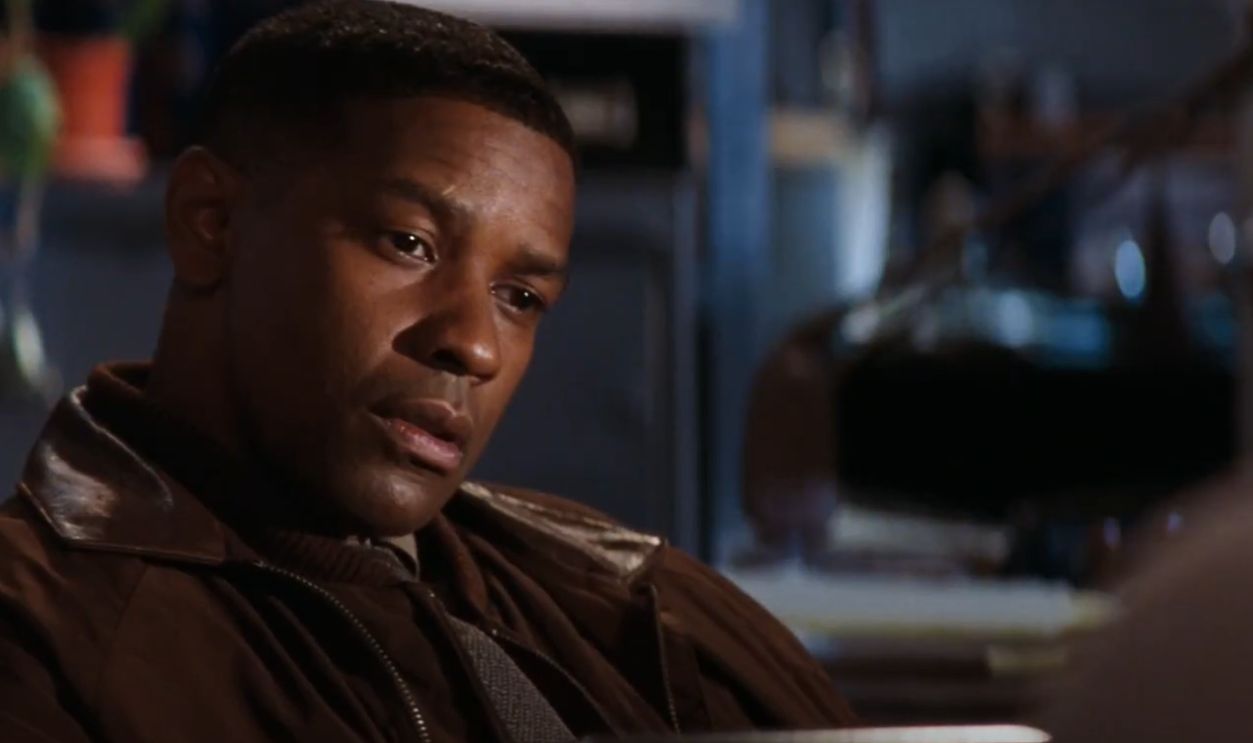 Screenshot from Fallen (1998)