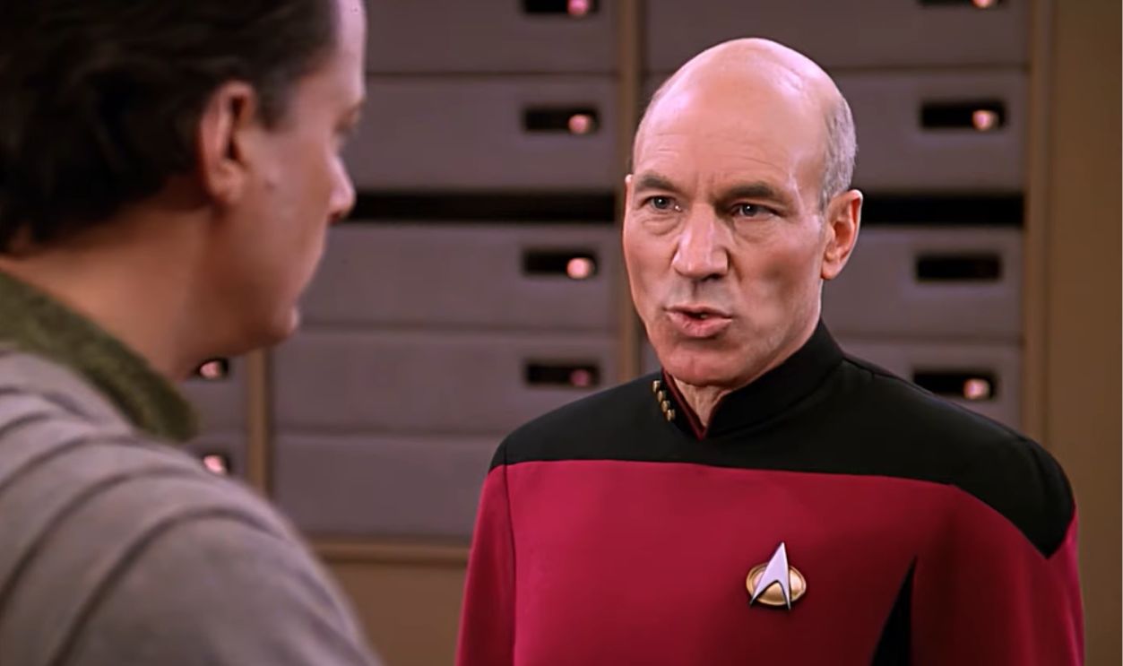 Screenshot from Star Trek: The Next Generation (1987–1994)