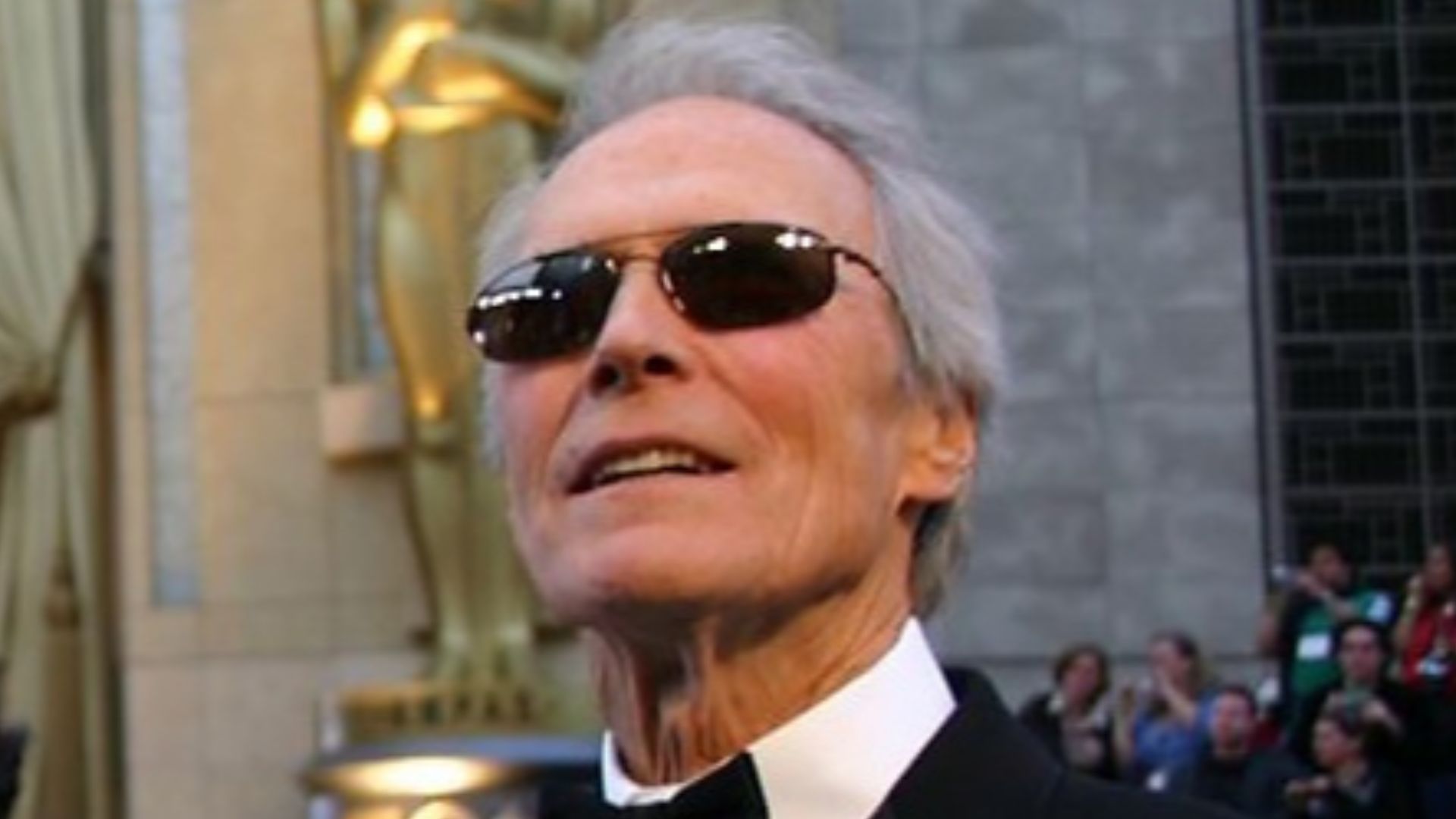 File:Clint and Dina Eastwood.jpg