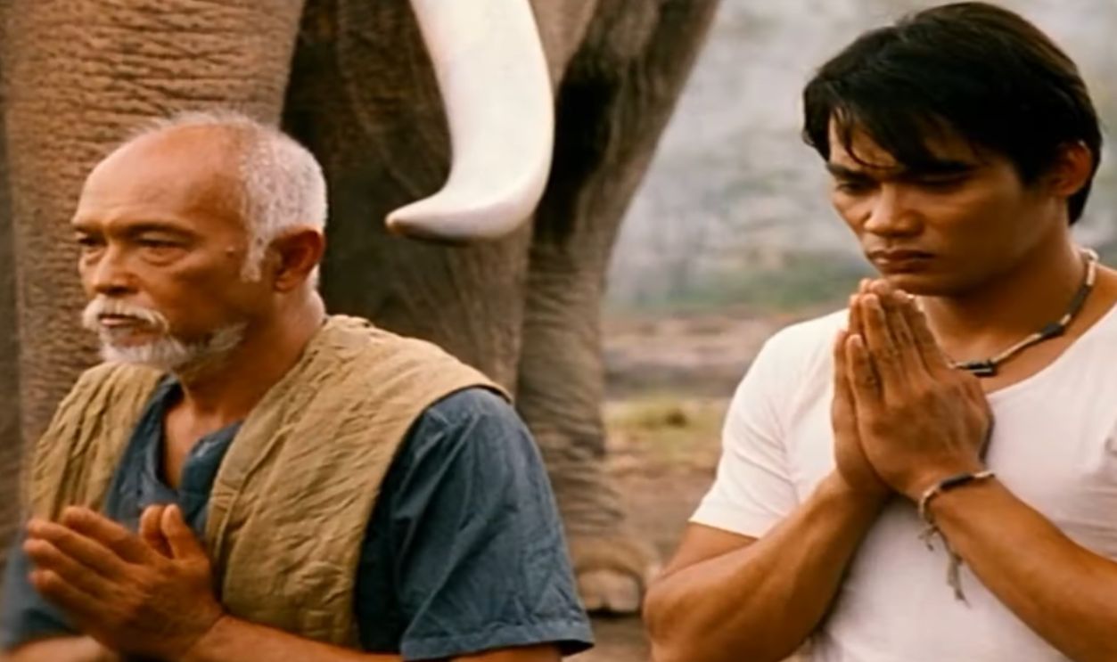 Screenshot from Tom-Yum-Goong (The Protector) (2005) 